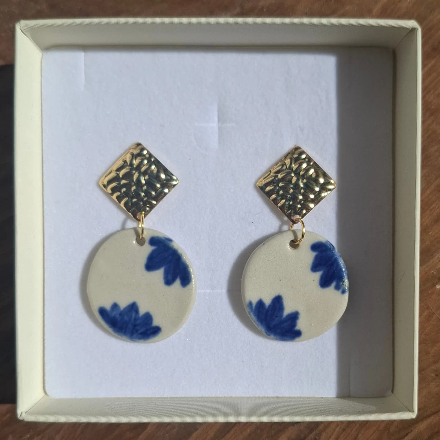 Boucles porcelaine