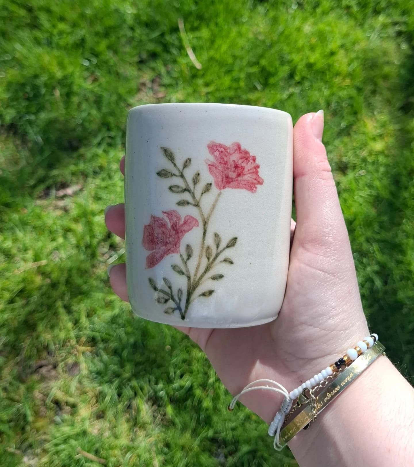 Tasse Pivoine, porcelaine peinte à la main
